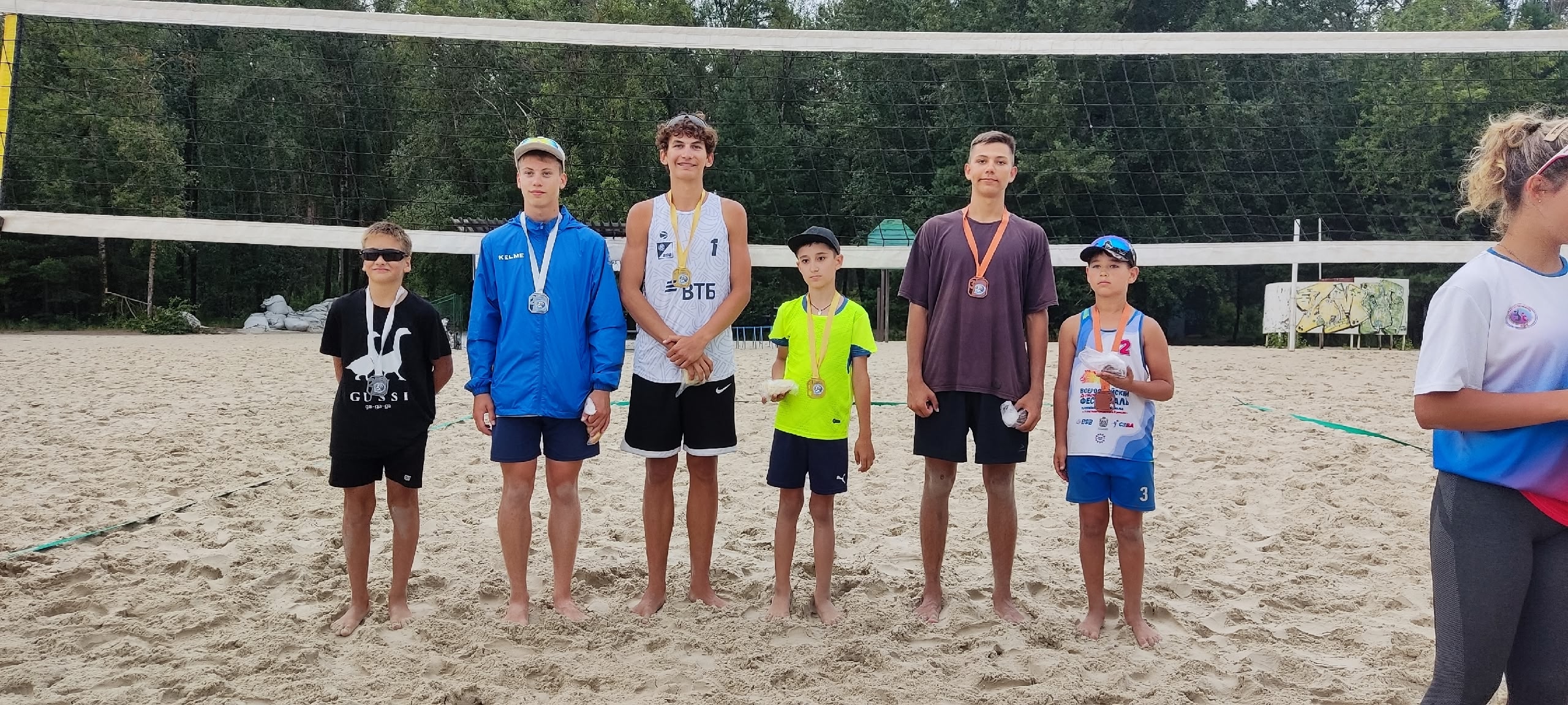 У нас прошёл внутренний турнир среди юношей , где ...