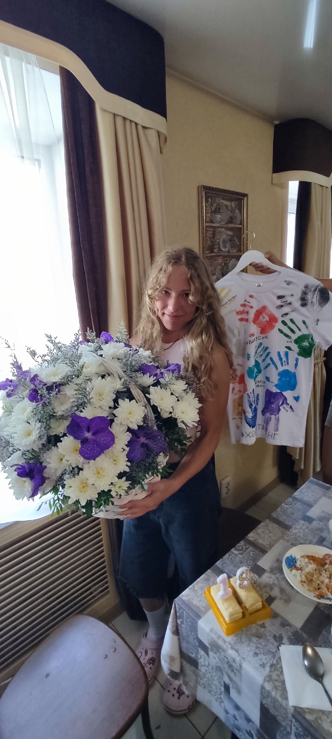 Традиционно уже, поздравили нашу обворожительную  ...