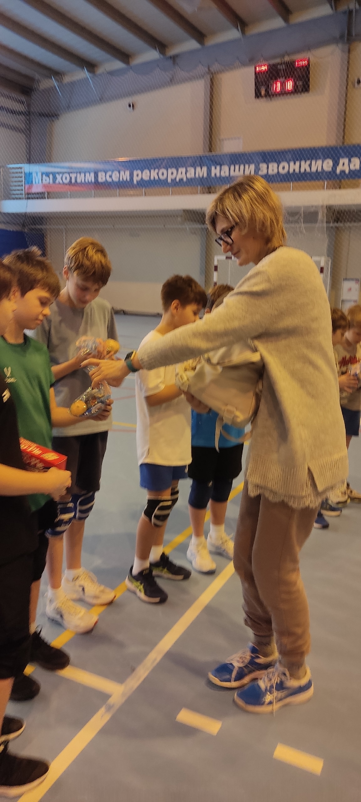 Рождественский день 2026. 
Товарищеская встреча с ...